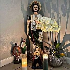 Meet your Posher, Mónica elizabeth